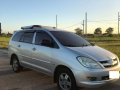 Selling 2nd Hand Toyota Innova 2005 Manual Diesel at 100000 km in Biñan-7