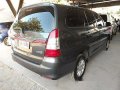 Selling Grey Toyota Innova 2015 at 38000 km for sale-3