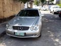 Selling Mercedes-Benz 240 2004 at 72000 km in Pasig-5