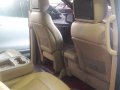 Gold Hyundai Starex 2015 at 30000 km for sale-5