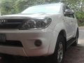 Selling Toyota Fortuner 2006 Automatic Gasoline in Marikina-4