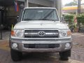 Sell White 2018 Toyota Land Cruiser for sale-3