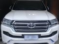 Selling 2nd Hand Toyota Land Cruiser 2017 Automatic Diesel at 400 km in Quezon City-6