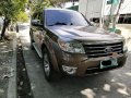 2nd Hand Ford Everest 2012 at 70000 km for sale-1