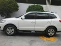 Sell 2nd Hand 2012 Hyundai Santa Fe Automatic Diesel at 56000 km in Quezon City-3