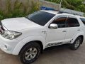 Selling 2nd Hand Toyota Fortuner 2006 Gasoline Automatic-1
