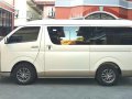 Selling Toyota Hiace 2016 at 30000 km in Quezon City-3