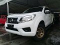 Nissan Np300 2016 Manual Diesel for sale in Parañaque-10