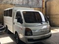 2nd Hand Hyundai H-100 2016 at 33000 km for sale in Quezon City-1