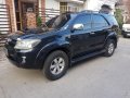 Selling 2nd Hand Toyota Fortuner 2005 Automatic Diesel at 104222 km in Parañaque-1