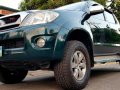 Selling 2nd Hand Toyota Hilux 2010 for sale in San Mateo-4