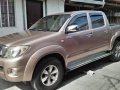 2nd Hand Toyota Hilux 2010 for sale in Imus-1