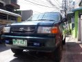 Selling 2nd Hand Toyota Revo 2000 in Quezon City-0