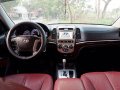 Selling 2011 Hyundai Santa Fe SUV for sale in Quezon City-5