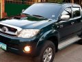 Selling 2nd Hand Toyota Hilux 2010 for sale in San Mateo-0