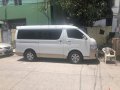 Selling 2nd Hand Toyota Hiace 2013 Automatic Diesel at 50000 km in Makati-8