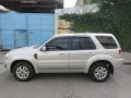 Selling Ford Escape 2009 Automatic Gasoline for sale in Makati-1