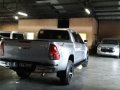 Selling 2nd Hand Toyota Hilux 2017 Manual Diesel at 32000 km in Makati-8