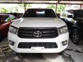 White Toyota Hilux 2016 Manual Diesel for sale in Marikina-1