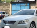 Selling Pearl White Toyota Camry 2009 in Manila-8