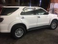 Selling 2nd Hand Toyota Fortuner 2014 Manual Diesel at 100000 km in Silang-1