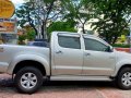 2nd Hand 2011 Toyota Hilux for sale in Quezon City-6