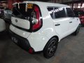 Selling White Kia Soul 2017 Manual Diesel in Quezon City-6