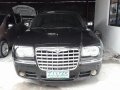 Selling Black Chrysler 300C 2007 at 44652 km in Gasoline Automatic-1