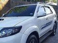 Sell White 2014 Toyota Fortuner Automatic Diesel at 35710 km -2
