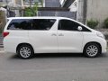 2nd Hand Toyota Alphard 2011 Automatic Gasoline for sale in Manila-5