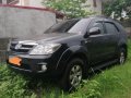 Selling 2nd Hand Toyota Fortuner 2006 in Manila-5