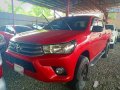 Selling Red Toyota Hilux 2018 in Manual-3