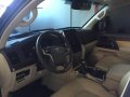 2nd Hand Toyota Land Cruiser 2018 Automatic Diesel for sale in Quezon City-9