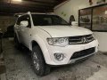 Sell White 2014 Mitsubishi Montero Sport at Automatic Diesel at 30000 km-2