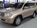 Selling 2nd Hand Toyota Land Cruiser 2011 in Manila-1