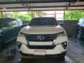 Selling White Toyota Fortuner 2017 in Quezon City-0