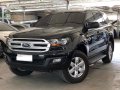 Selling 2nd Hand Ford Everest 2017 in Makati-6
