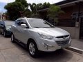 Selling Hyundai Tucson 2011 Automatic Gasoline in Parañaque-8