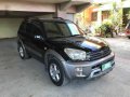 Selling Black Toyota Rav4 2000 in Quezon City-0