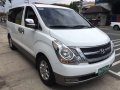 Selling 2nd Hand Hyundai Grand Starex 2008 Automatic Diesel at 95000 km in Victoria-0