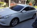 White Hyundai Sonata 2010 at 62200 km for sale in Angeles-4