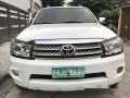 Selling White Toyota Fortuner 2005 Automatic Gasoline at 78000 km in Parañaque-9