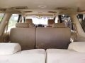 Sell 2nd Hand 2006 Toyota Innova Manual Gasoline at 120000 km in Parañaque-4