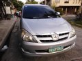 Sell 2nd Hand 2006 Toyota Innova Manual Gasoline at 120000 km in Parañaque-8