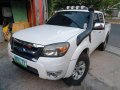 Selling White Ford Ranger 2010 Automatic Diesel in Manila-2