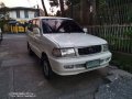 Selling 2nd Hand Toyota Revo 2002 Manual Gasoline at 130000 km in Valenzuela-2
