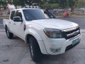 Selling White Ford Ranger 2010 Automatic Diesel in Manila-5