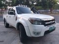 Selling White Ford Ranger 2010 Automatic Diesel in Manila-8