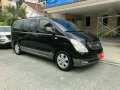 Selling Hyundai Grand Starex 2009 at 87000 km in Manila-3