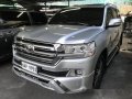 Sell Silver 2018 Toyota Land Cruiser at 7000 km in Quezon City-1